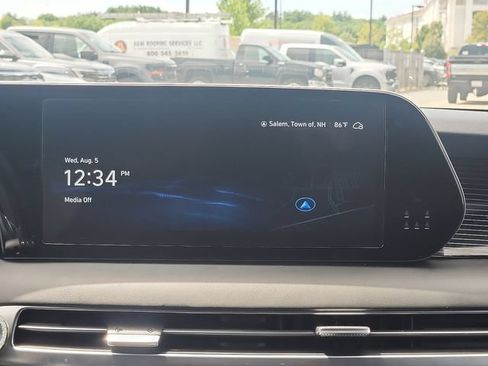 Used 2025 Hyundai Palisade Calligraphy AWD/4WD image 16