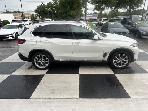 Used 2026 BMW X5 sDrive40i RWD image 3