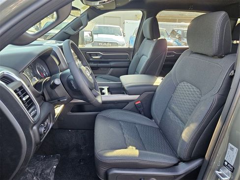 New 2026 RAM 1500 4x4 Crew Cab image 12