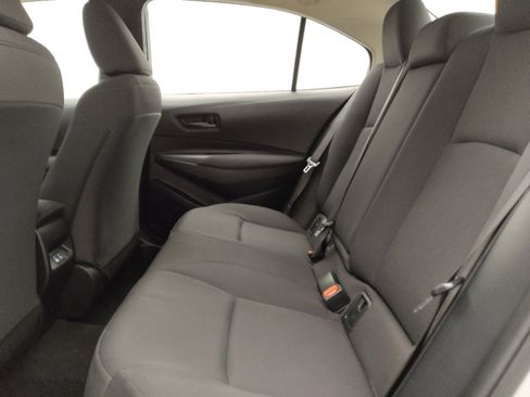 Used 2023 Toyota Corolla LE FWD image 18