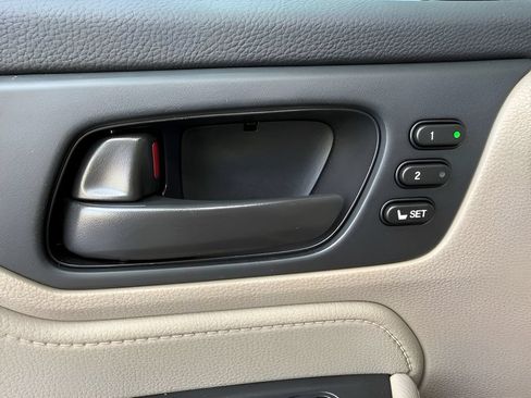 Used 2024 Honda Odyssey EX-L image 11