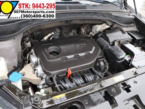 Used 2017 Hyundai Santa Fe Sport FWD image 26