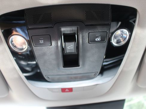 Certified 2025 Kia Sportage SX Prestige AWD/4WD image 27