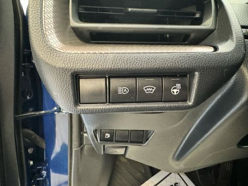 Used 2024 Toyota Prius XLE AWD/4WD image 12