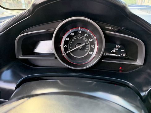 Used 2015 MAZDA MAZDA3 i Sport image 32