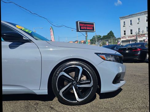 Used 2021 Honda Accord Sport Special Edition image 6
