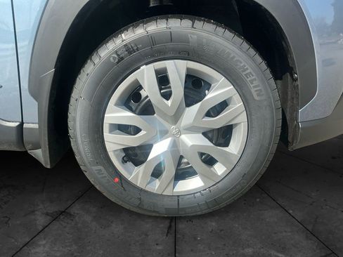 New 2026 Toyota Corolla Cross L image 15