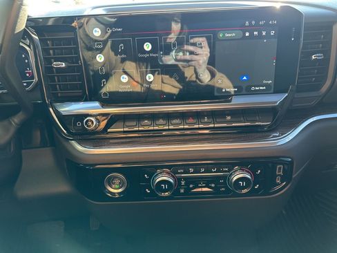 Used 2022 GMC Sierra 1500 Elevation image 20