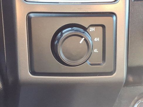 Used 2020 Ford F150 XLT w/ Equipment Group 302A Luxury image 17