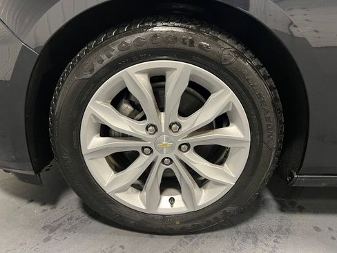 Used 2023 Chevrolet Malibu LT image 12