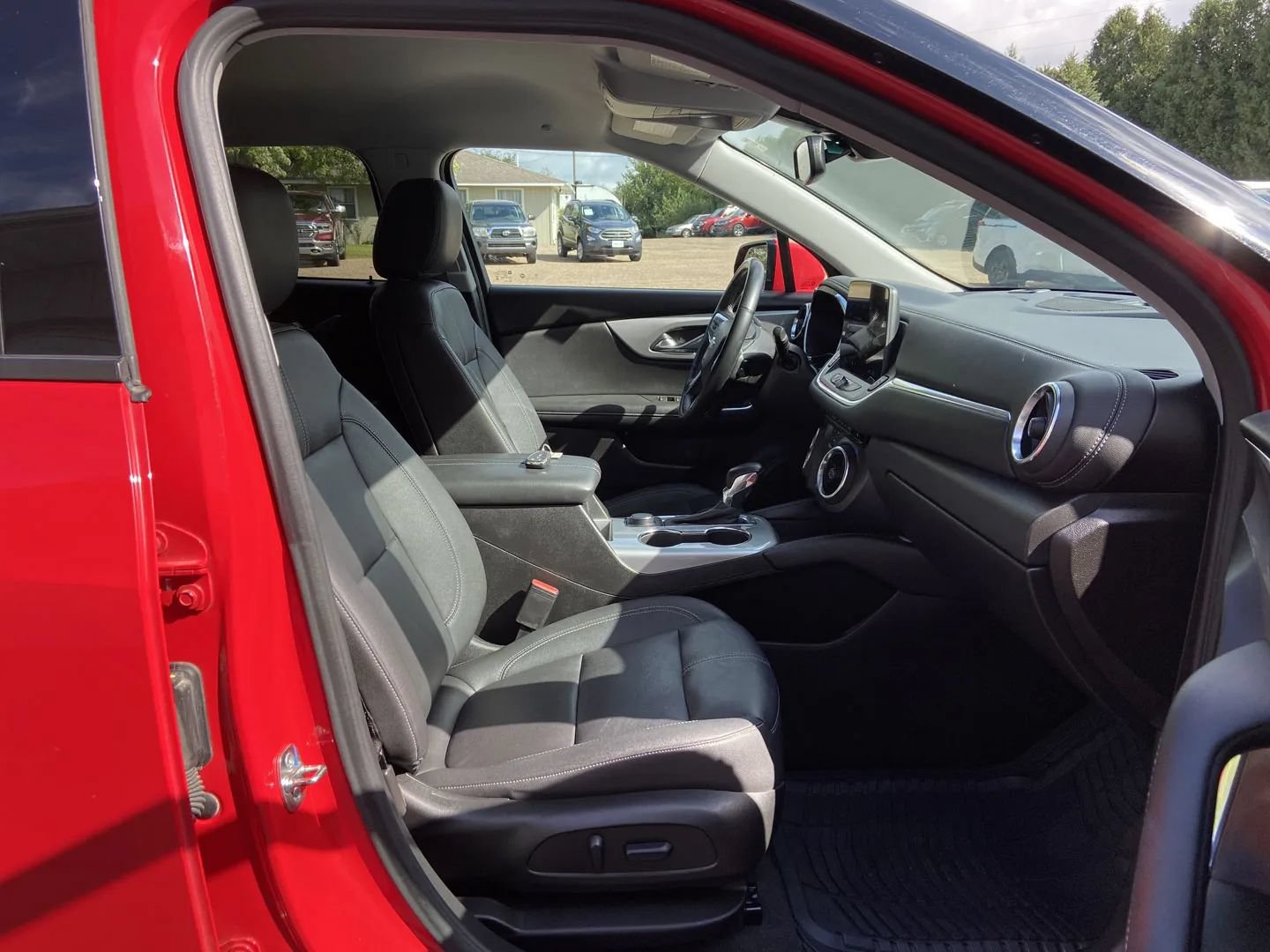 Used 2024 Chevrolet Blazer LT AWD/4WD image 14