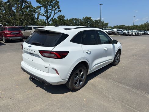 Used 2023 Ford Escape ST-Line w/ Equipment Group 301A FWD image 5