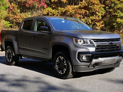 Used 2022 Chevrolet Colorado Z71 image 4