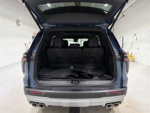 New 2026 Chevrolet Silverado 1500 Custom Trail Boss w/ Turbomax Blackout Package image 15