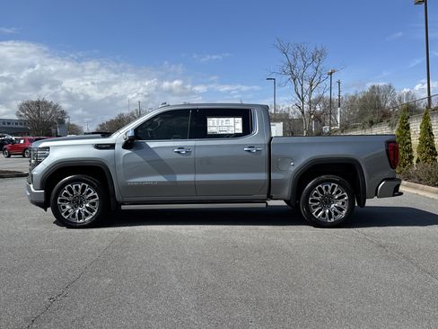New 2026 GMC Sierra 1500 Denali Ultimate AWD/4WD image 7