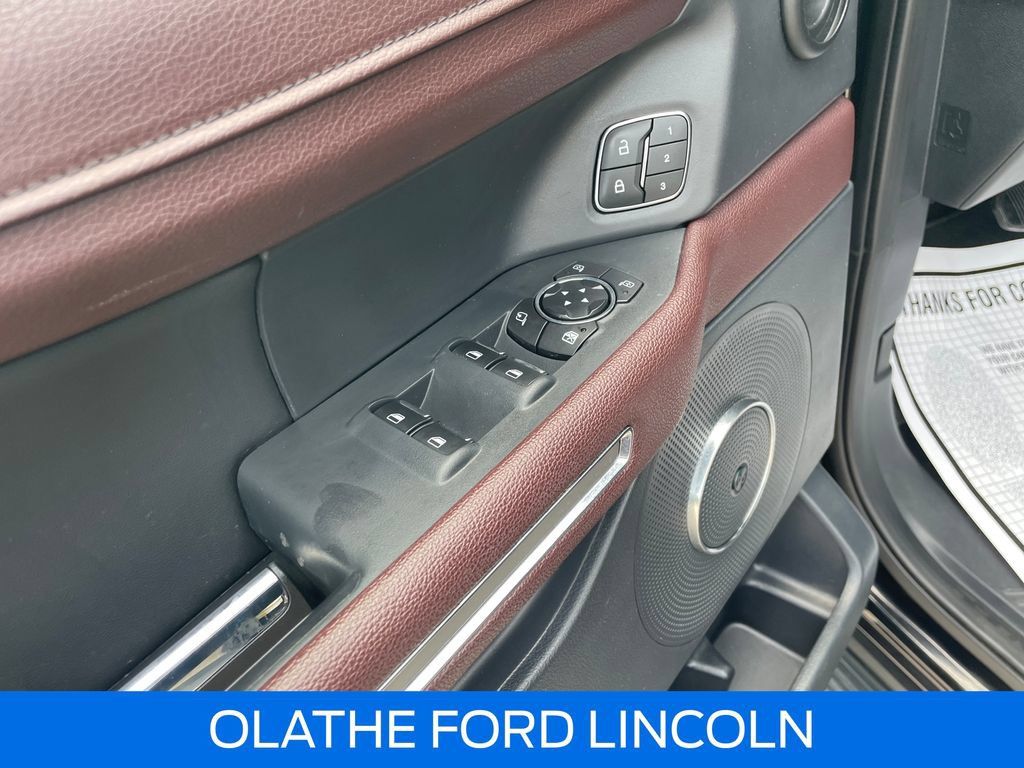 Certified 2022 Ford Expedition Limited AWD/4WD image 15