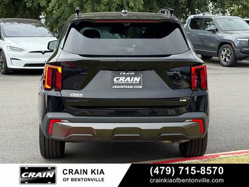 Certified 2025 Kia Sorento SX Prestige AWD/4WD image 6