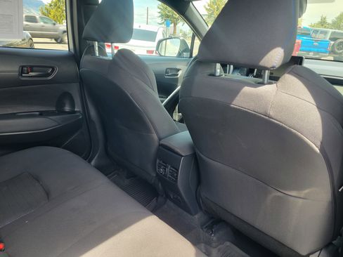 Used 2024 Toyota Corolla Cross AWD Hybrid image 16