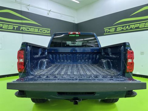 Used 2018 Chevrolet Silverado 1500 LT w/ All Star Edition AWD/4WD image 9