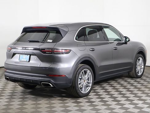 Used 2020 Porsche Cayenne image 13