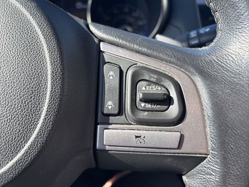 Used 2015 Subaru Outback 2.5i Premium AWD/4WD image 16