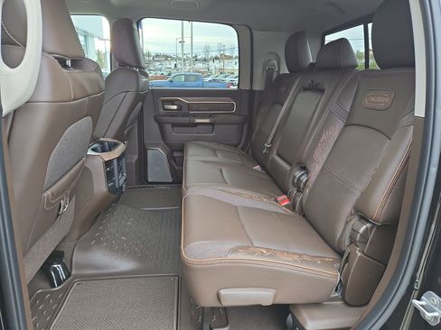 Used 2026 RAM 3500 Longhorn image 15