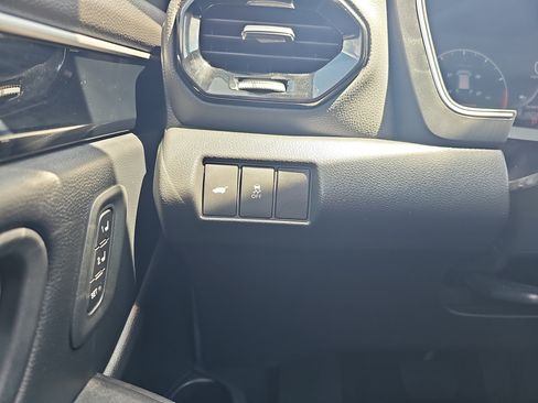 Used 2025 Honda Pilot Touring image 26