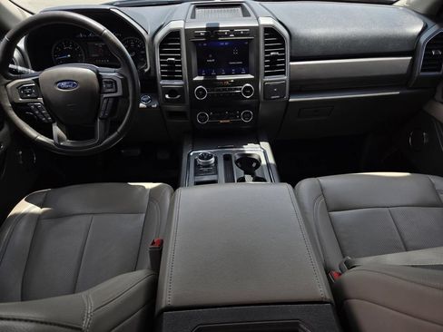 Used 2020 Ford Expedition XLT w/ Equipment Group 201A RWD image 16