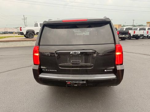Used 2017 Chevrolet Suburban Premier AWD/4WD image 4