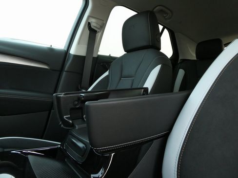 New 2025 Buick Envision Sport Touring image 36