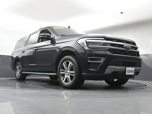 Used 2023 Ford Expedition Max Limited AWD/4WD image 23