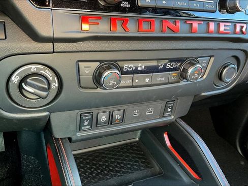 Used 2026 Nissan Frontier PRO-4X AWD/4WD image 17