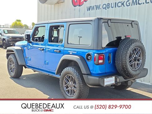 Used 2025 Jeep Wrangler Unlimited Sport AWD/4WD image 5