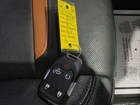 Used 2019 GMC Sierra 1500 AT4 image 46