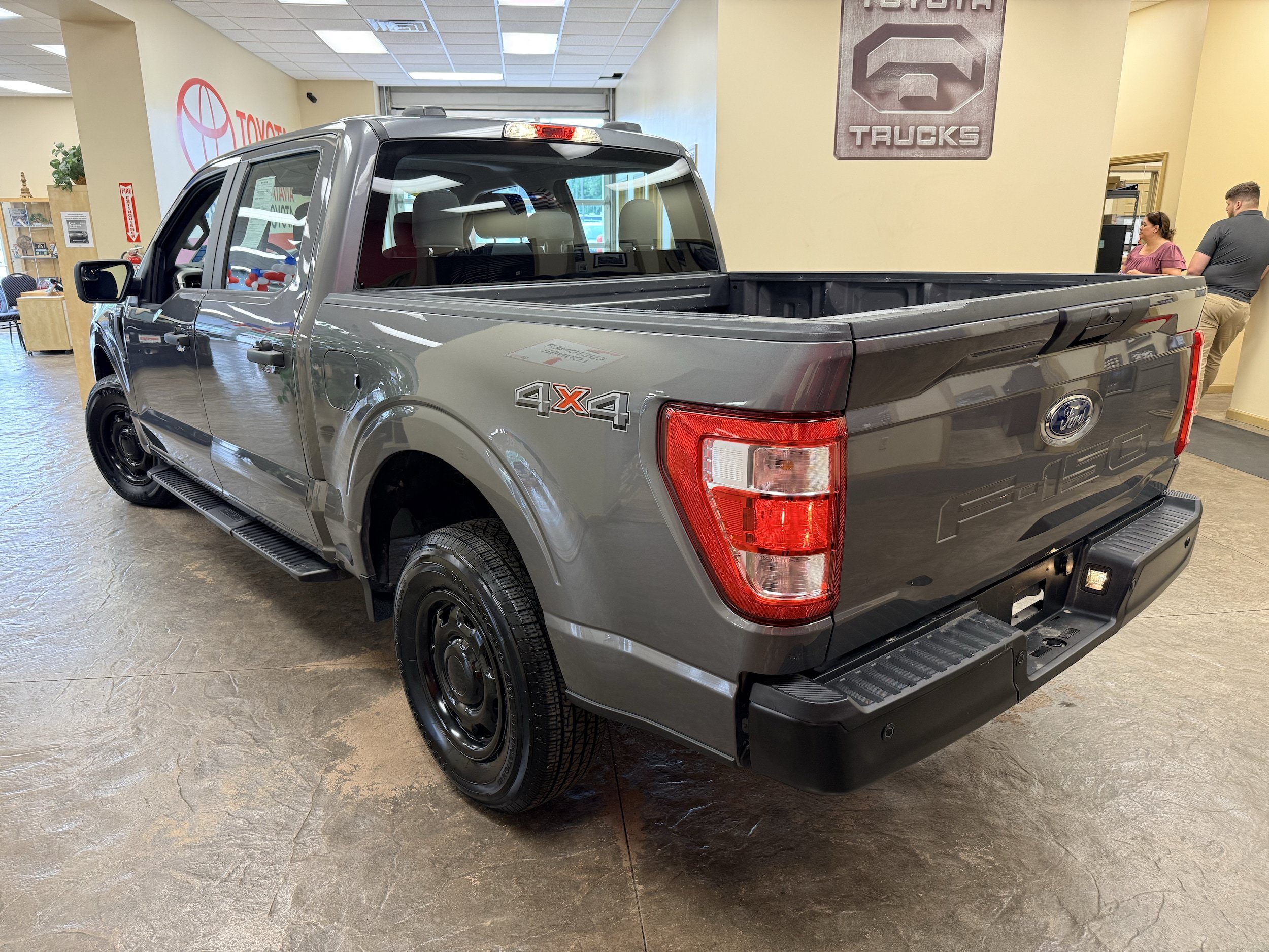 Used 2021 Ford F150 XL w/ Equipment Group 101A High AWD/4WD image 13