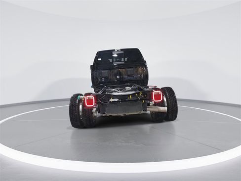 New 2025 RAM 4500 Tradesman image 7