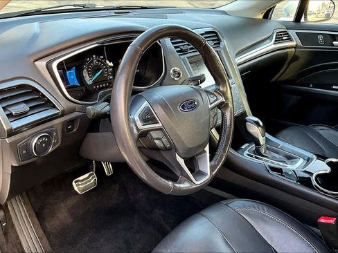 Used 2014 Ford Fusion Titanium image 16