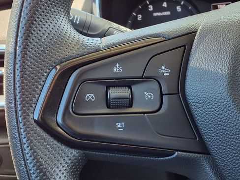 Used 2023 Chevrolet TrailBlazer LT FWD image 27