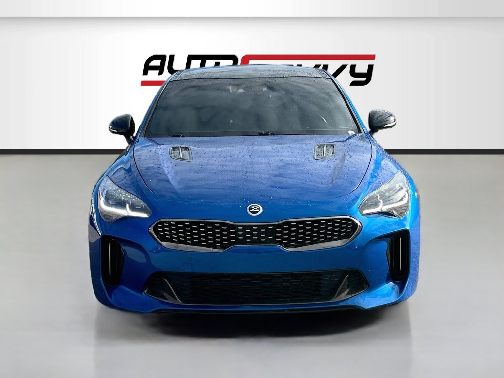 Used 2019 Kia Stinger GT2 AWD/4WD image 2