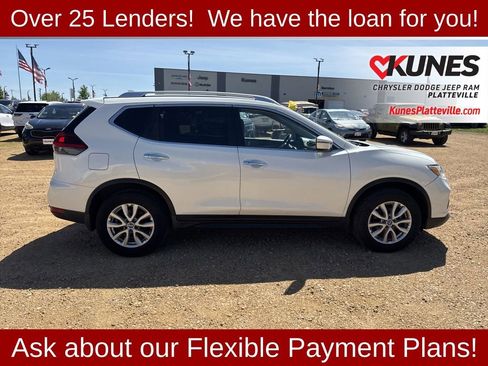 Used 2020 Nissan Rogue SV AWD/4WD image 2