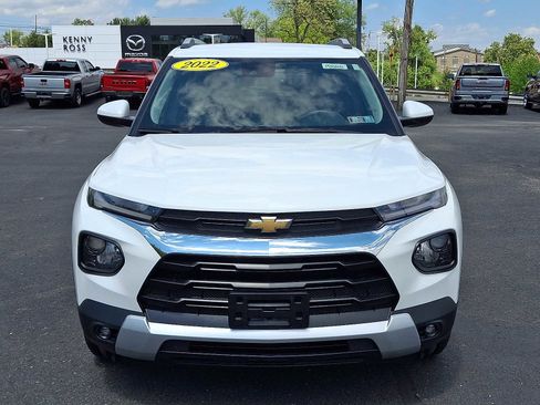 Used 2022 Chevrolet TrailBlazer LT w/ Convenience Package AWD/4WD image 2