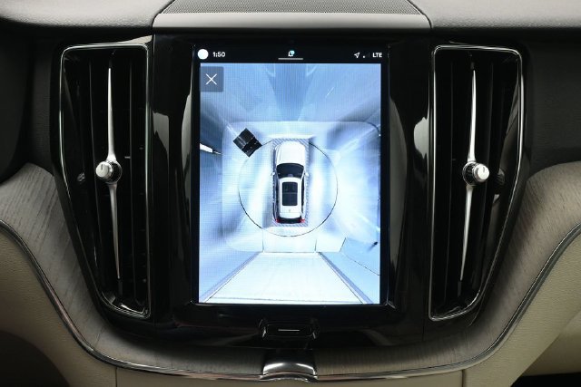 Used 2024 Volvo XC60 B5 Plus w/ Protection Package Premier AWD/4WD image 20
