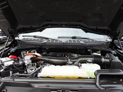 Used 2024 Ford F150 Lariat AWD/4WD image 66