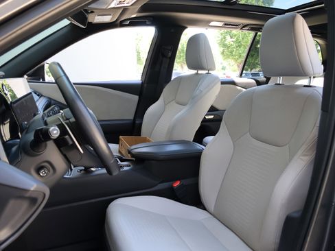 Used 2025 Lexus TX 350 AWD w/ Technology Package image 35