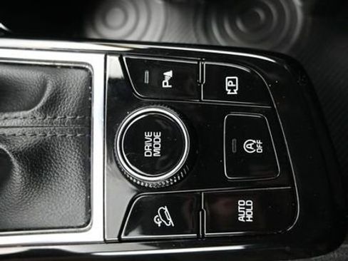 Used 2023 Kia Sportage EX image 17