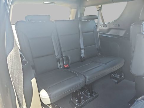 Used 2021 GMC Yukon XL Denali w/ Denali Premium Package AWD/4WD image 15