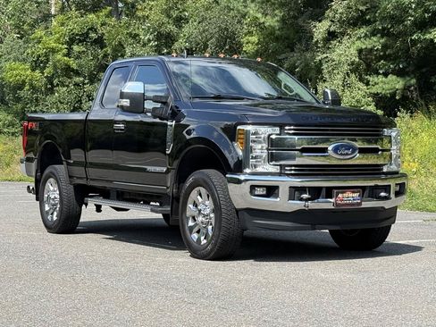 Used 2019 Ford F350 Lariat w/ Chrome Package AWD/4WD image 5