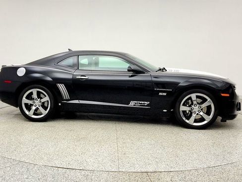 Used 2010 Chevrolet Camaro SS w/ RS Package RWD image 4