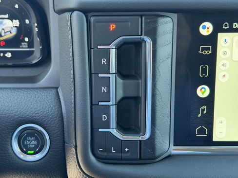 Used 2022 GMC Yukon Denali image 28