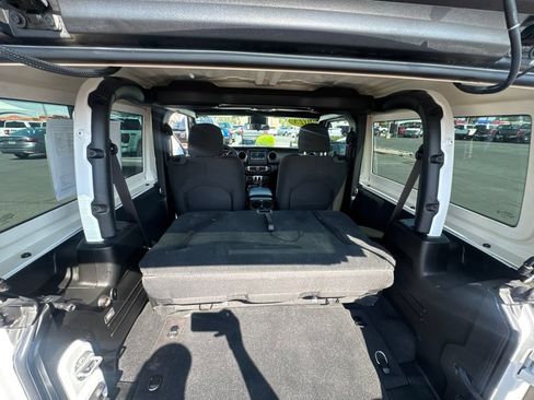 Used 2023 Jeep Wrangler Sport AWD/4WD image 22